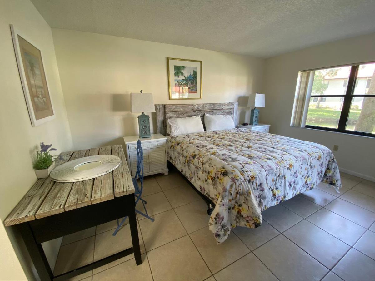 4330 Shorewalk Lakeview Condo Close To Img And Beach Μπράντεντον Εξωτερικό φωτογραφία